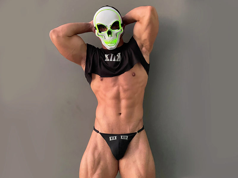 Gay Cam model Jhon Nicolas in scary Halloween costume