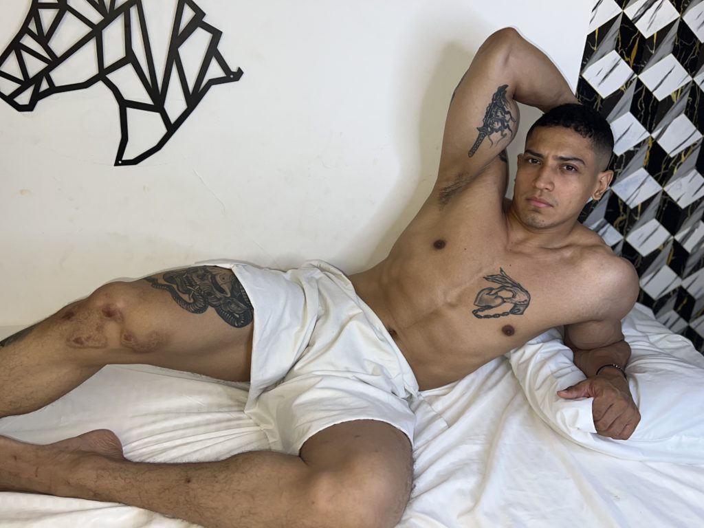 Live Randy Blue Cams Gay Model and Gay Streamer Steven Rugal online weekends! 